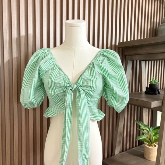 SHEIN Green Gingham Tie-Front Crop Top - Picture 1 of 3
